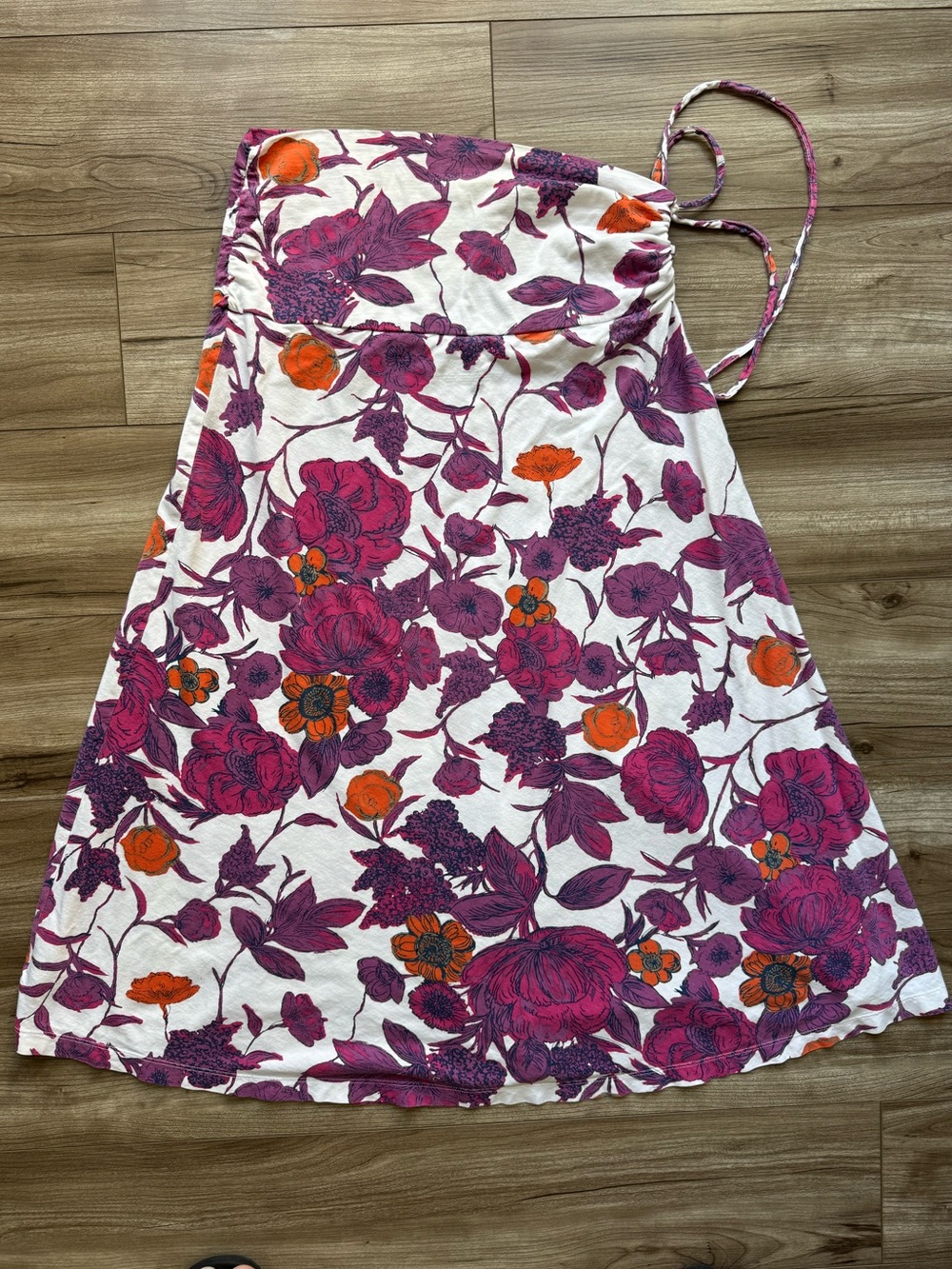 Patagonia Women's Kamala Skirt
Style #58665 Size Small purple orange floral